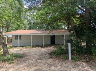 2307 Lewis St, Crestview, FL 32536