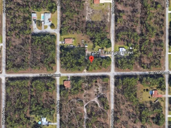 1205 E 14th St, Lehigh Acres, FL 33972
