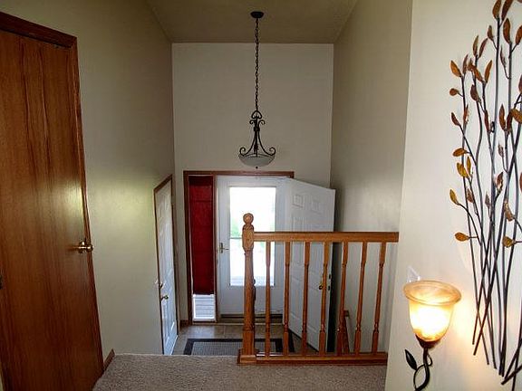 5th image of 3705 Jewel Cir
