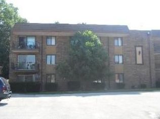 550 Michigan City Rd APT 2B, Calumet City, IL