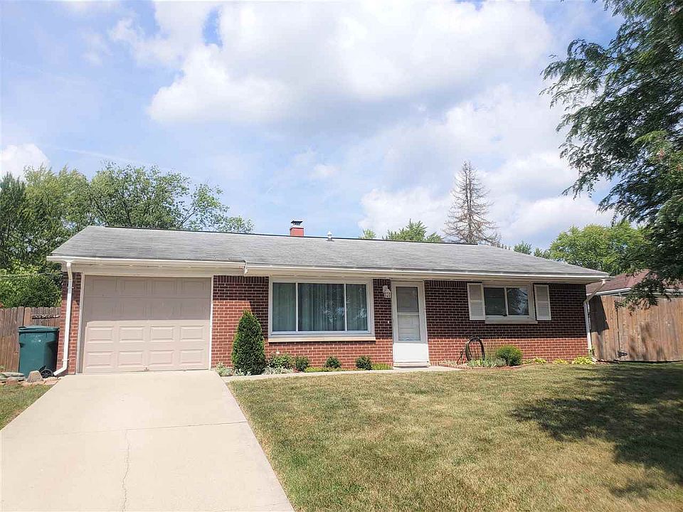 1st image of 612 Crestdale Dr
