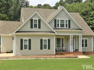 5420 Brushy Meadows Dr, Fuquay Varina, NC 27526