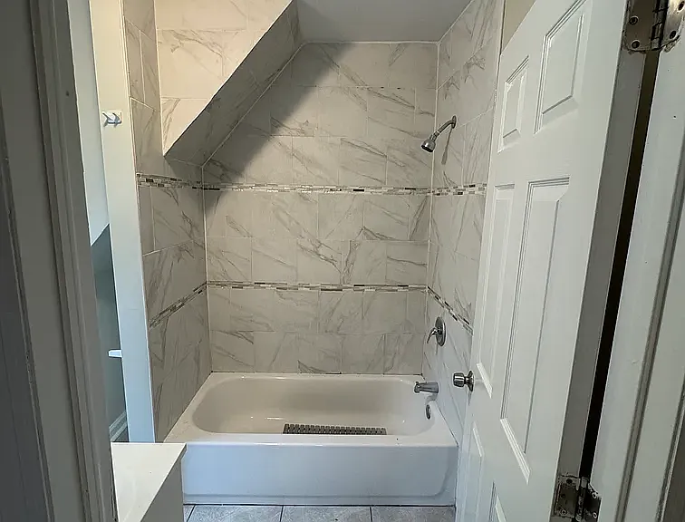 195 N 11th St #3B — Photo 10