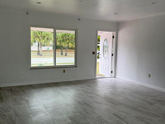2nd image of 1278 Port Malabar Blvd NE
