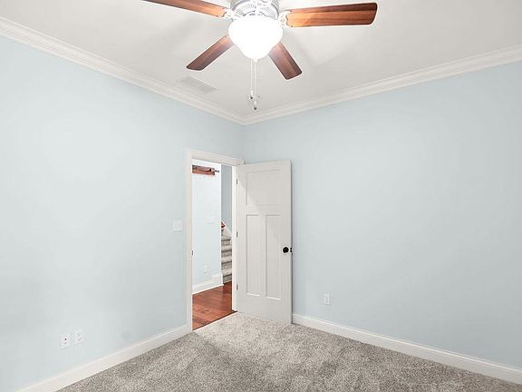 5th image of 3249 Spring Ridge Pkwy