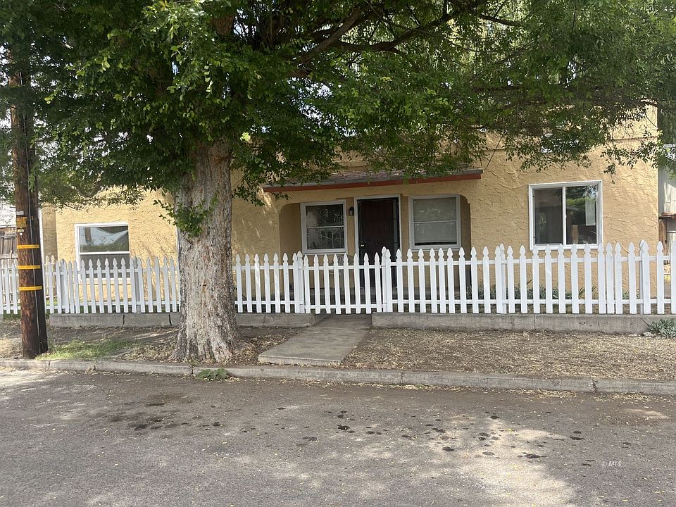 1st image of 102 Henderson St