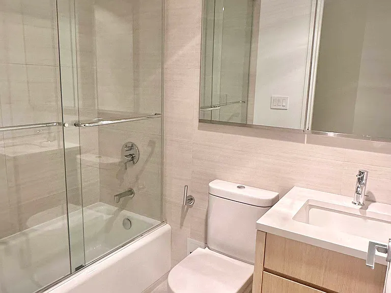 341 W 11th St #1B — Photo 11