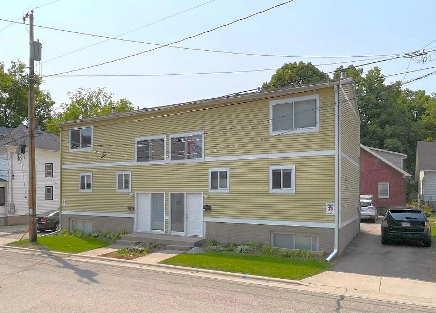 1319/21 St. James Ct. — Photo 1