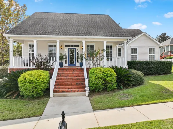 2131 Sunlight Ter, Tallahassee, FL 32311