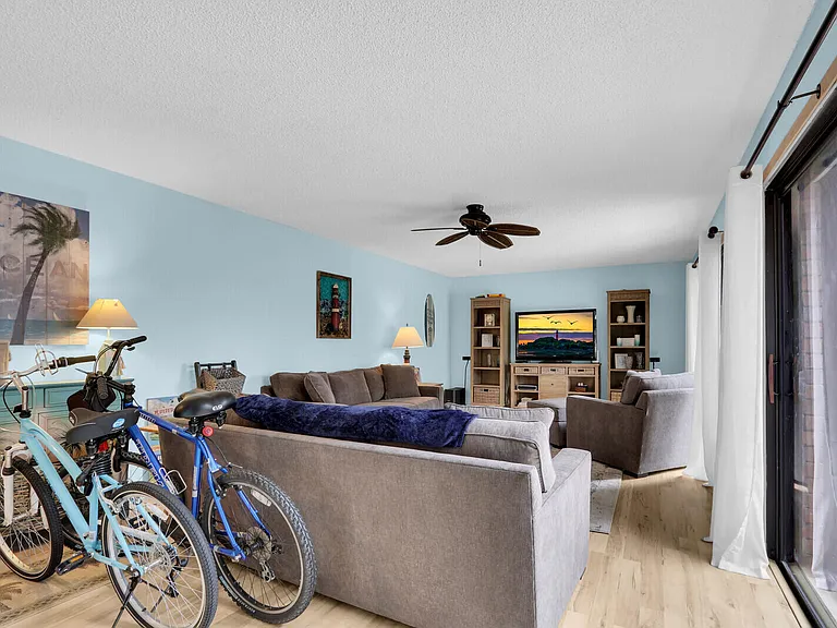1420 Ocean Way #7D — Photo 6