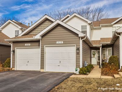 510 Woodhaven Dr, Mundelein, IL, 60060