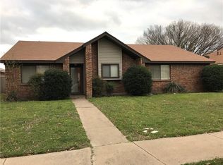 2416 Trenton Dr, Mesquite, TX 75150