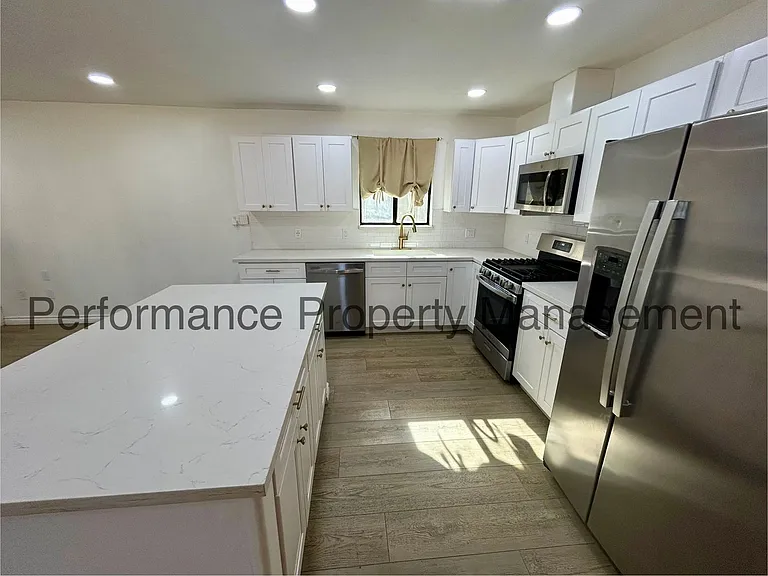 7501 Lucille Ave — Photo 5