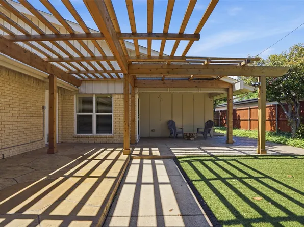 11411 Park Central Pl, Dallas, TX 75230