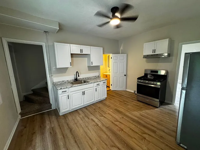606 Federal St — Photo 11