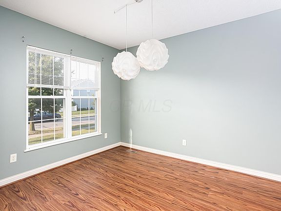 4th image of 5876 Tully Cross Dr