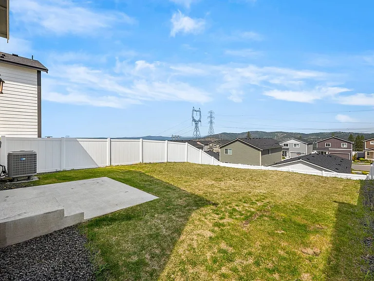4440 W Bedford Ave — Photo 22