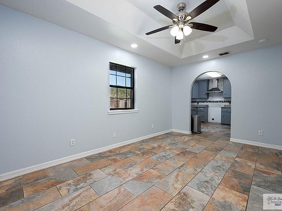 3rd image of 5906 Sunrise Blvd