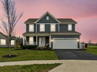 4677 Bobwhite Trce, Powell, OH 43065