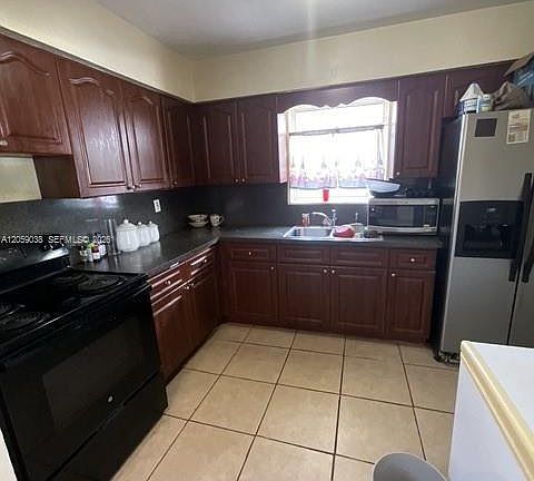 5th image of 11370 SW 224th St