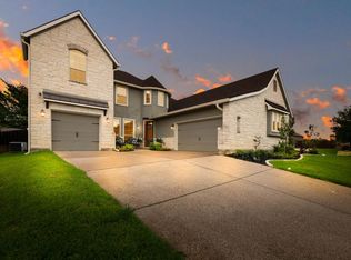 17014 Salado Dr, Woodway, TX 76712