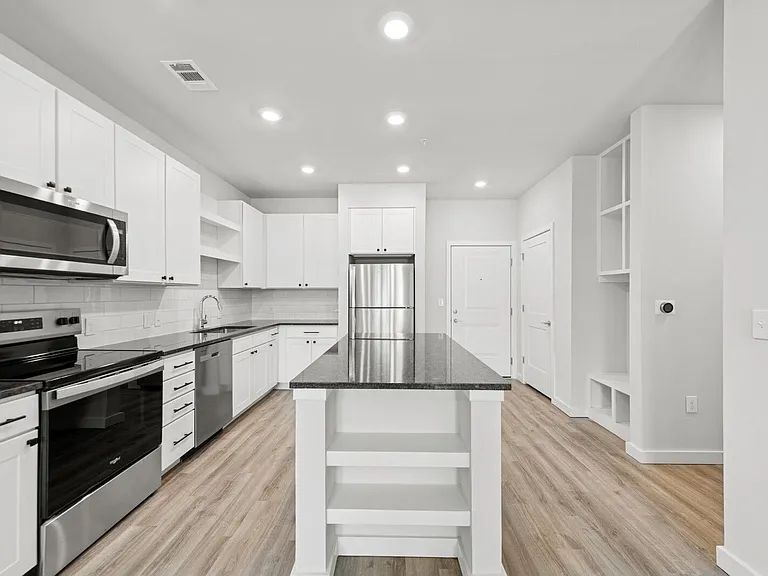 Ascend Brightleaf Apartments — Photo 12