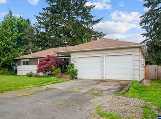 3955 Crestview Dr S, Salem, OR