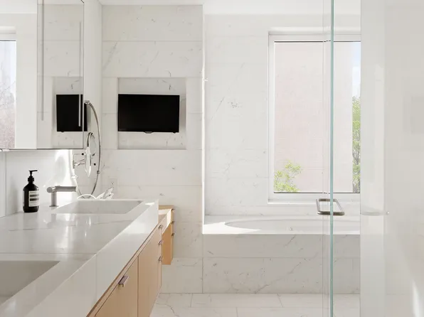 950 5th Avenue image 13 of 16