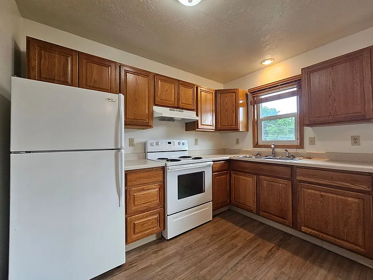 2322 Dearborn Ave #1-4 — Photo 21
