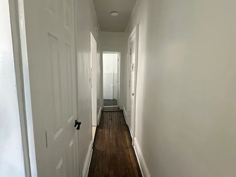 201 Claremont Ave #1 — Photo 8