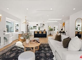 7922 Truxton Ave, Los Angeles, CA 90045
