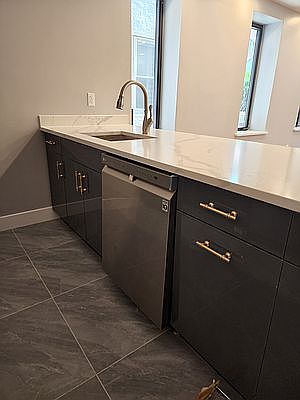 4th image of 30-44 37th St #1