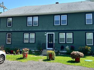 20 W Allenton Rd APT 4, North Kingstown, RI 02852