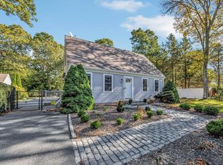 71 Seabrook Dr, East Falmouth, MA 02536