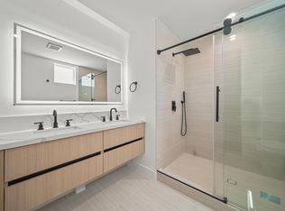 11319 Huston St #2, North Hollywood, CA 91601