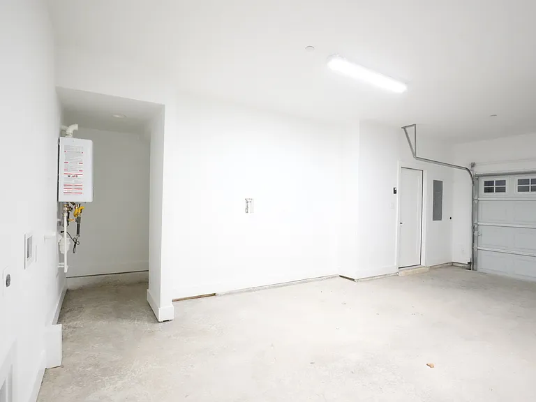 629 N Tyler St #107 — Photo 26