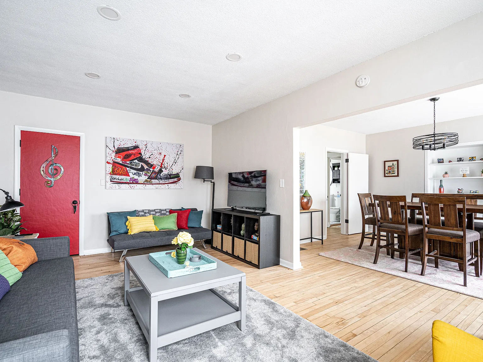 2 bed, 1200 sqft, $1,500 — Photo 3