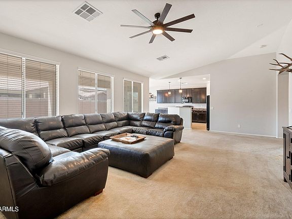 3rd image of 21927 E CHERRYWOOD Drive