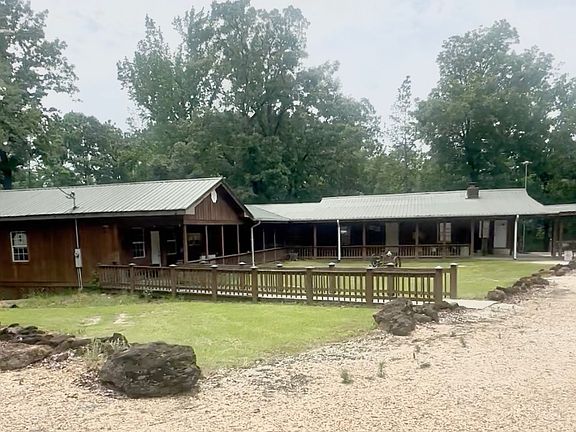 2nd image of 322 Sawyer Rd