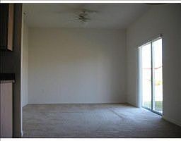 3rd image of 100 Vista Dr