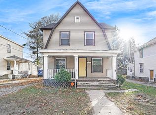 318 Brown St SE, Grand Rapids, MI 49507