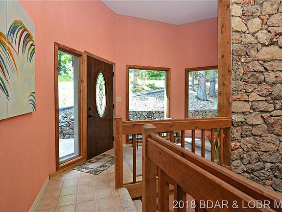 2nd image of 223 Glan Tai Dr