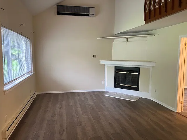 228 Evergreen Ct #32 — Photo 12