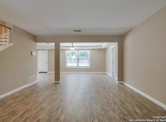4th image of 2122 Harpers Ferry St