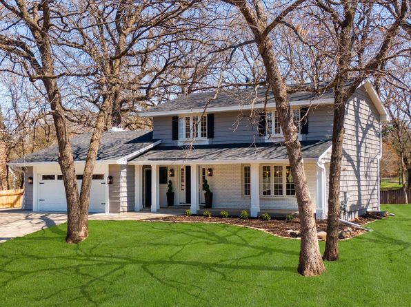 5401 Malibu Dr, Edina, MN 55436