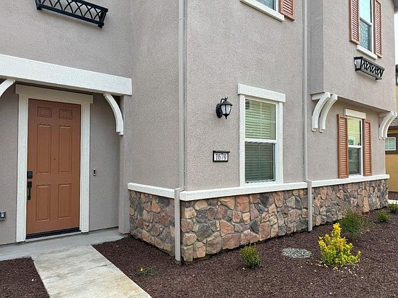 4th image of 1670 Richie Ln