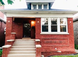 8349 S Oglesby Ave, Chicago, IL