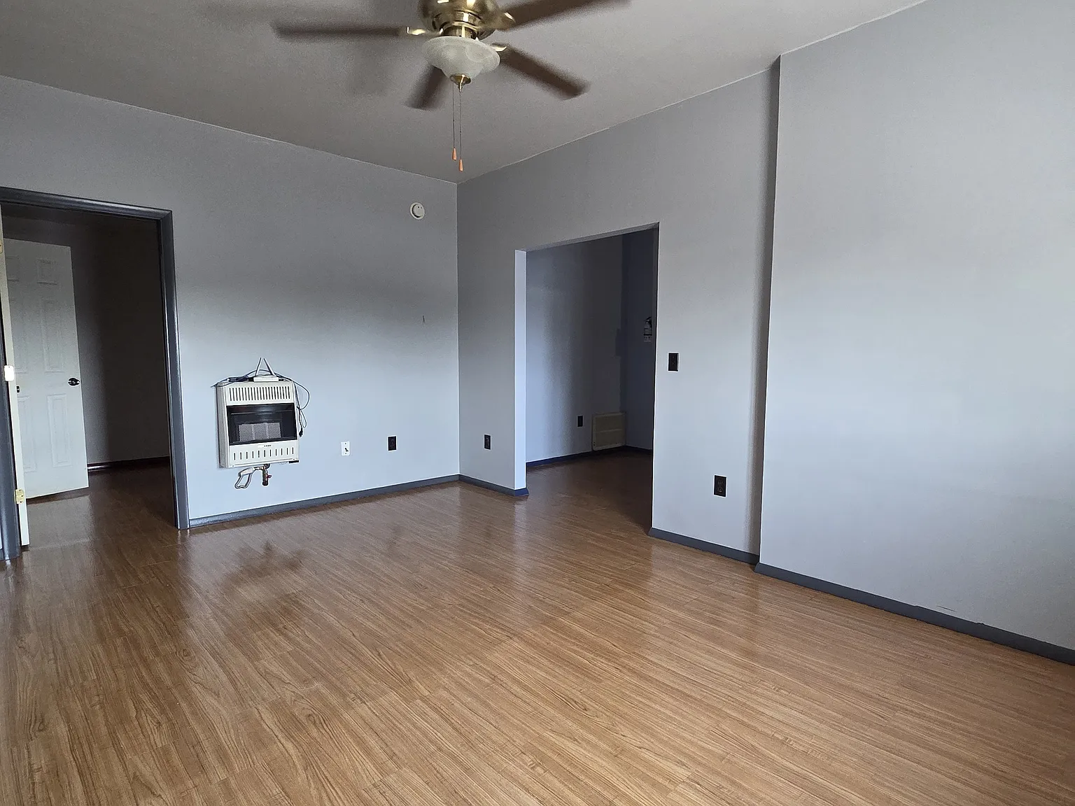 113 E Central Ave — Photo 1