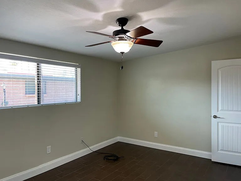 Lester1002 — Photo 30