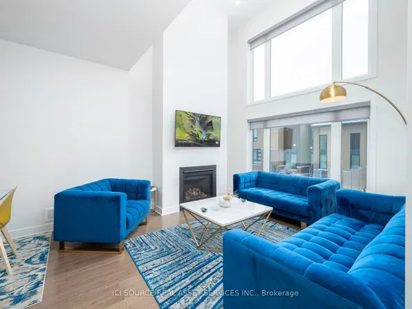 341 Big Dipper St, Ottawa, ON K4M 0J3